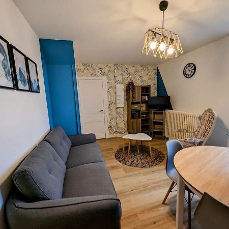 Appart Bonabry Apartment ฟูแฌร์ ภายนอก รูปภาพ