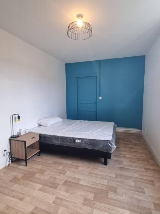Appart Bonabry Apartment ฟูแฌร์ ภายนอก รูปภาพ