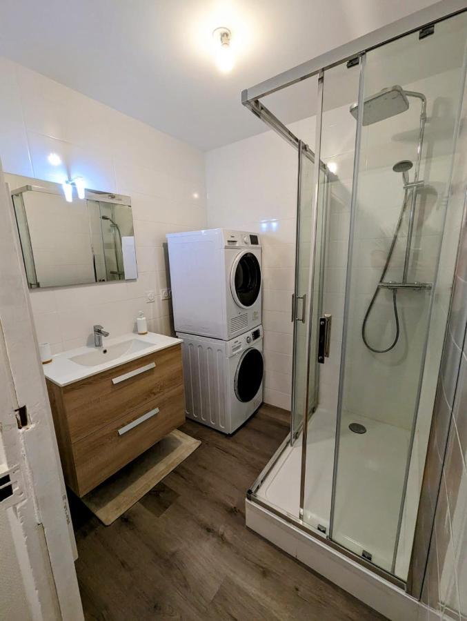 Appart Bonabry Apartment ฟูแฌร์ ภายนอก รูปภาพ