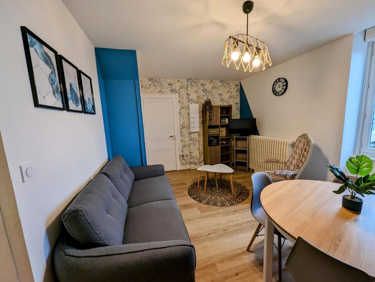 Appart Bonabry Apartment ฟูแฌร์ ภายนอก รูปภาพ